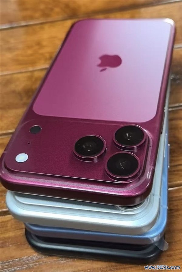 iPhone 18 Pro首批机模簇新出炉：四款配色实锤 爱马仕橙退场
